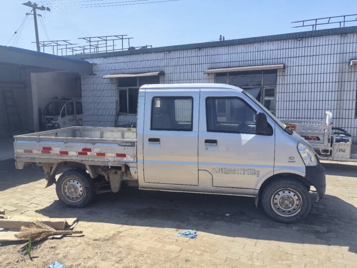 出售精品五菱双排